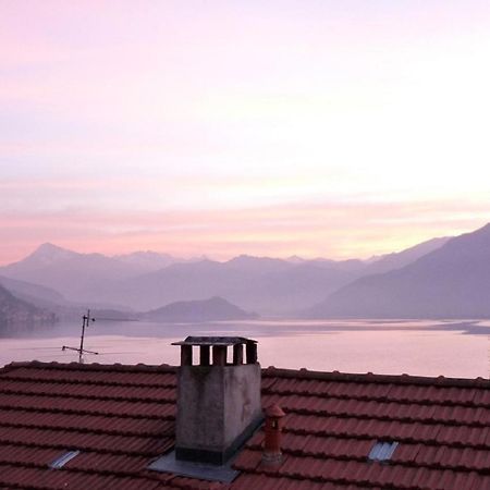 Light Blue Lake Aria Argegno Luaran gambar
