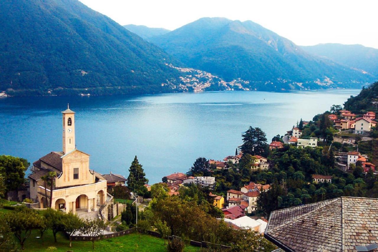 Light Blue Lake Aria Argegno Luaran gambar